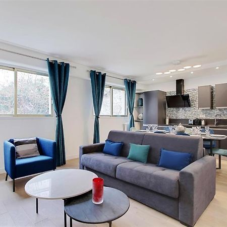 Trocadero/ Eiffel Tower - 3 Bedrooms- All New! ปารีส ภายนอก รูปภาพ